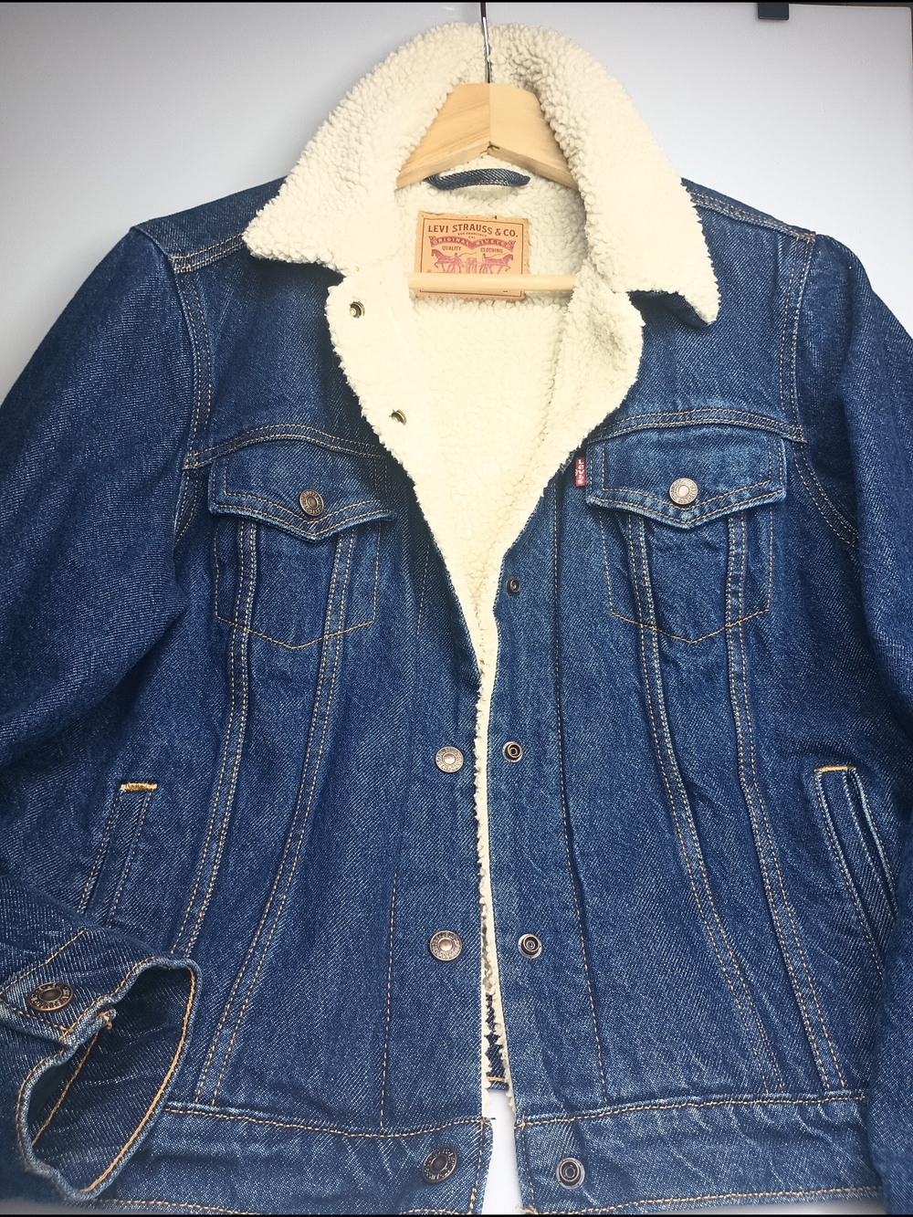 Women's Levi's Blue Denim Sherpa-Trim Jean Jean Jacket Size L - Picture 1 of 9